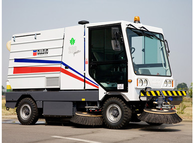 道路寶Dulevo 200 Quattro駕駛式掃地機(jī) 大型掃地車(chē) 道路清掃車(chē) 意大利道路寶掃地機(jī) 進(jìn)口掃地車(chē)